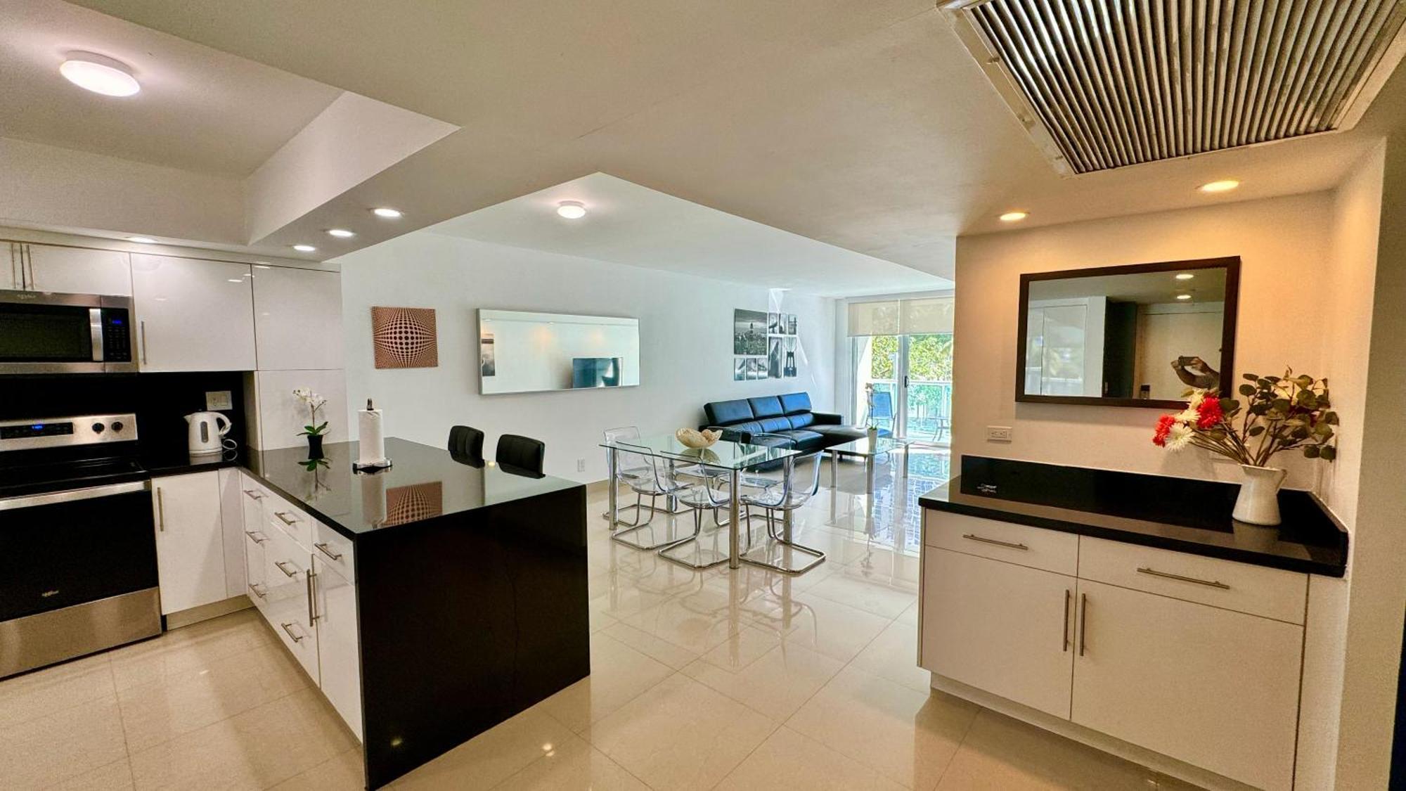 Sunny Isles, Beach Life! Parking Included Miami Beach Extérieur photo